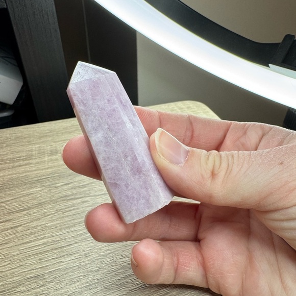 Purple Kyanite Crystal Tower - Picture 1 of 2